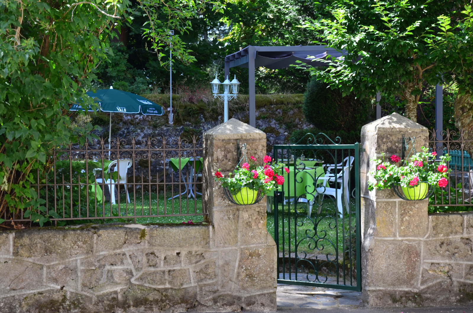 Image_16, Immeuble, Montfaucon-en-Velay, ref :887