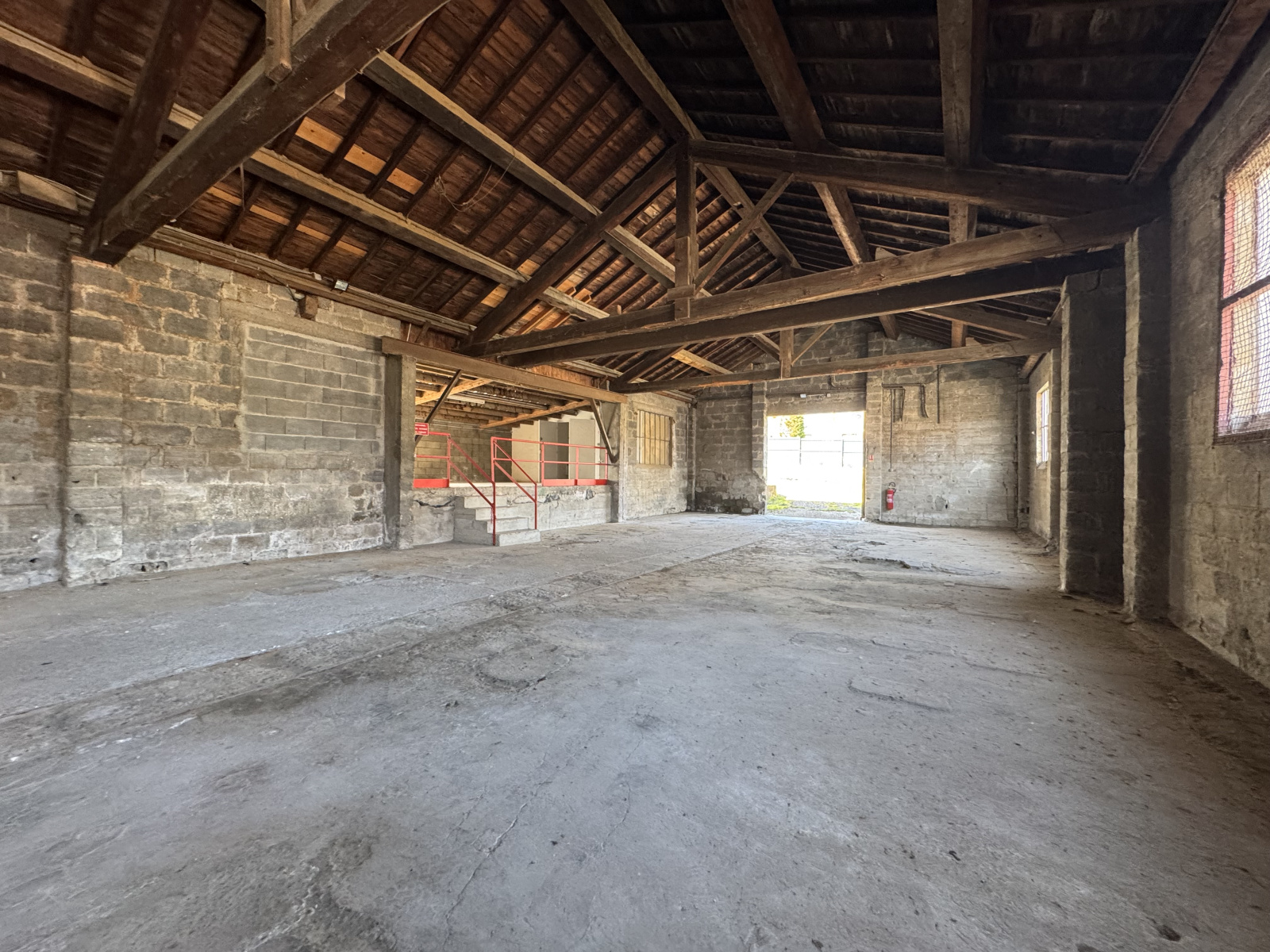 Image_10, Local commercial, Estivareilles, ref :0352