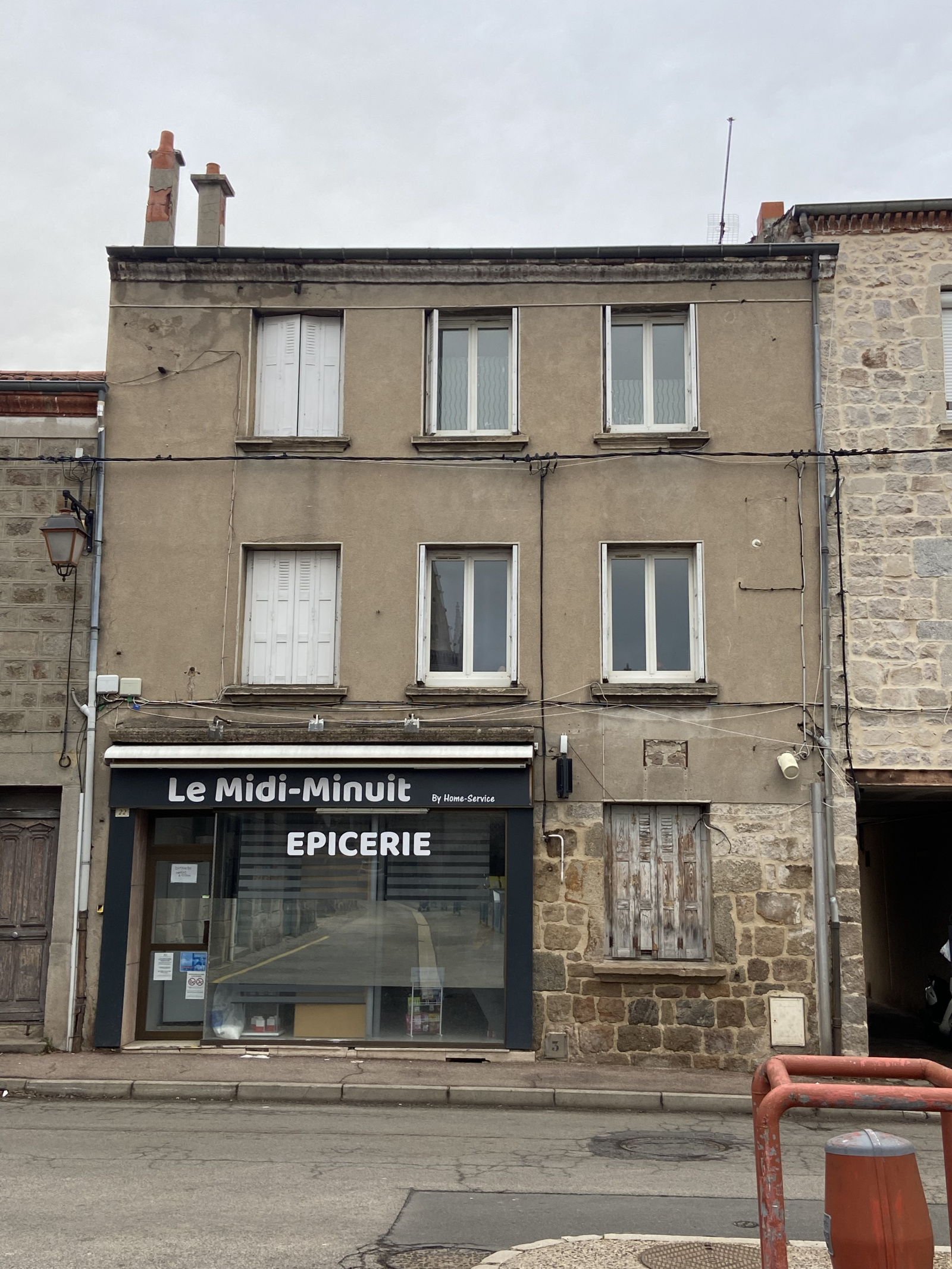 Image_1, Immeuble, Sainte-Sigolène, ref :313