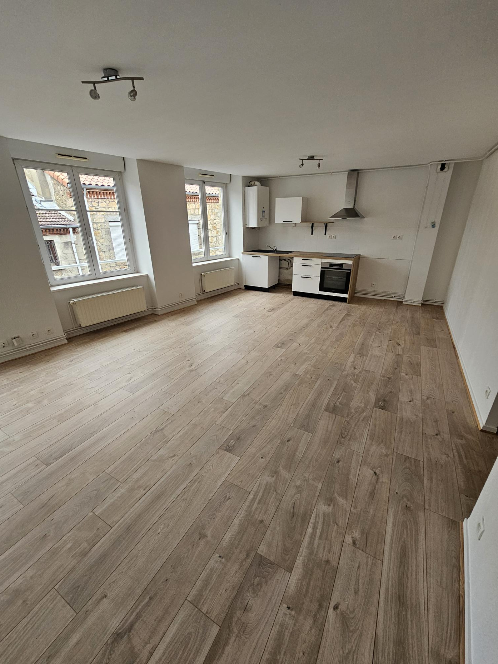 Image_1, Appartement, Sainte-Sigolène, ref :0322