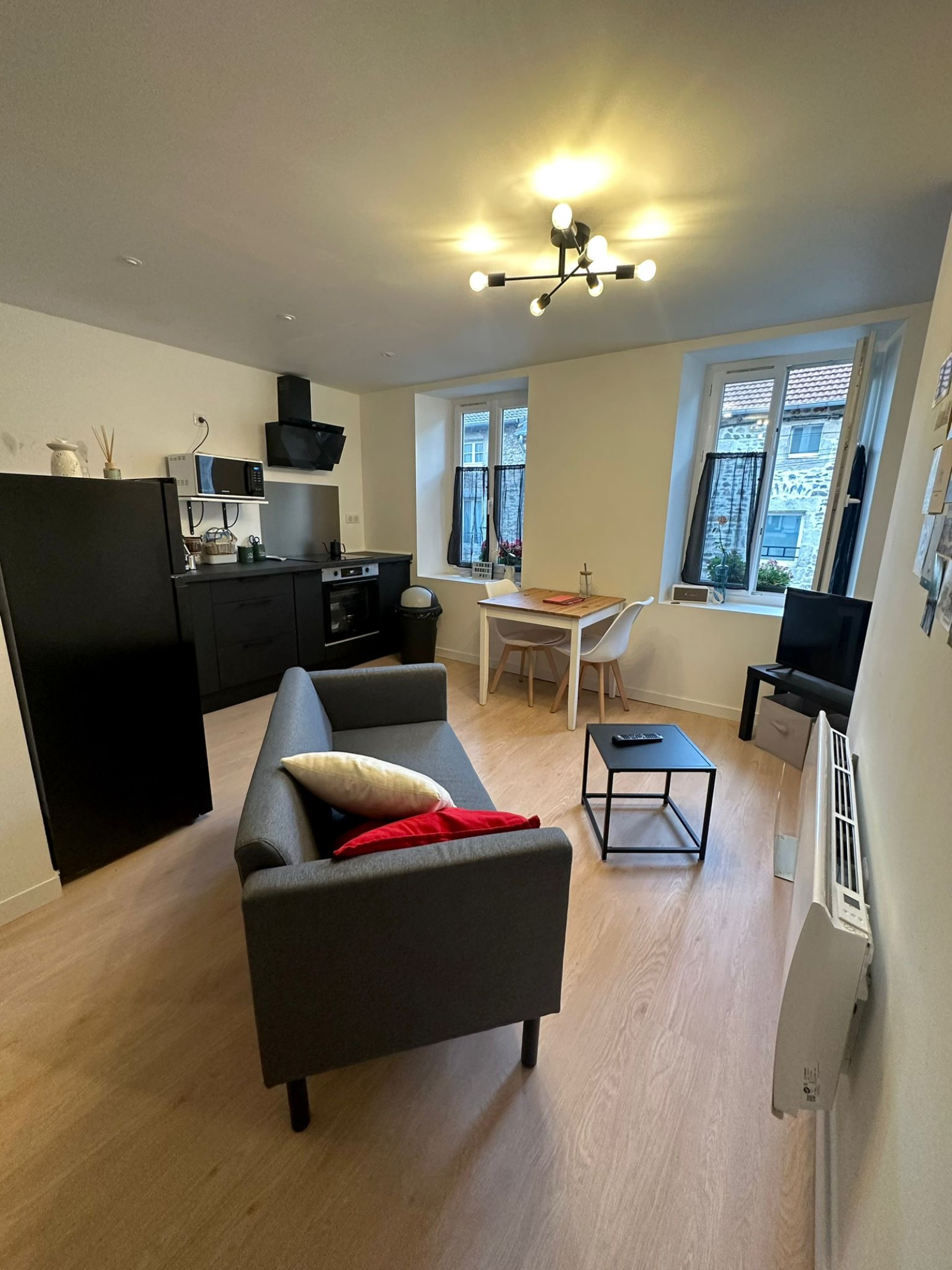 Image_9, Immeuble, Yssingeaux, ref :619