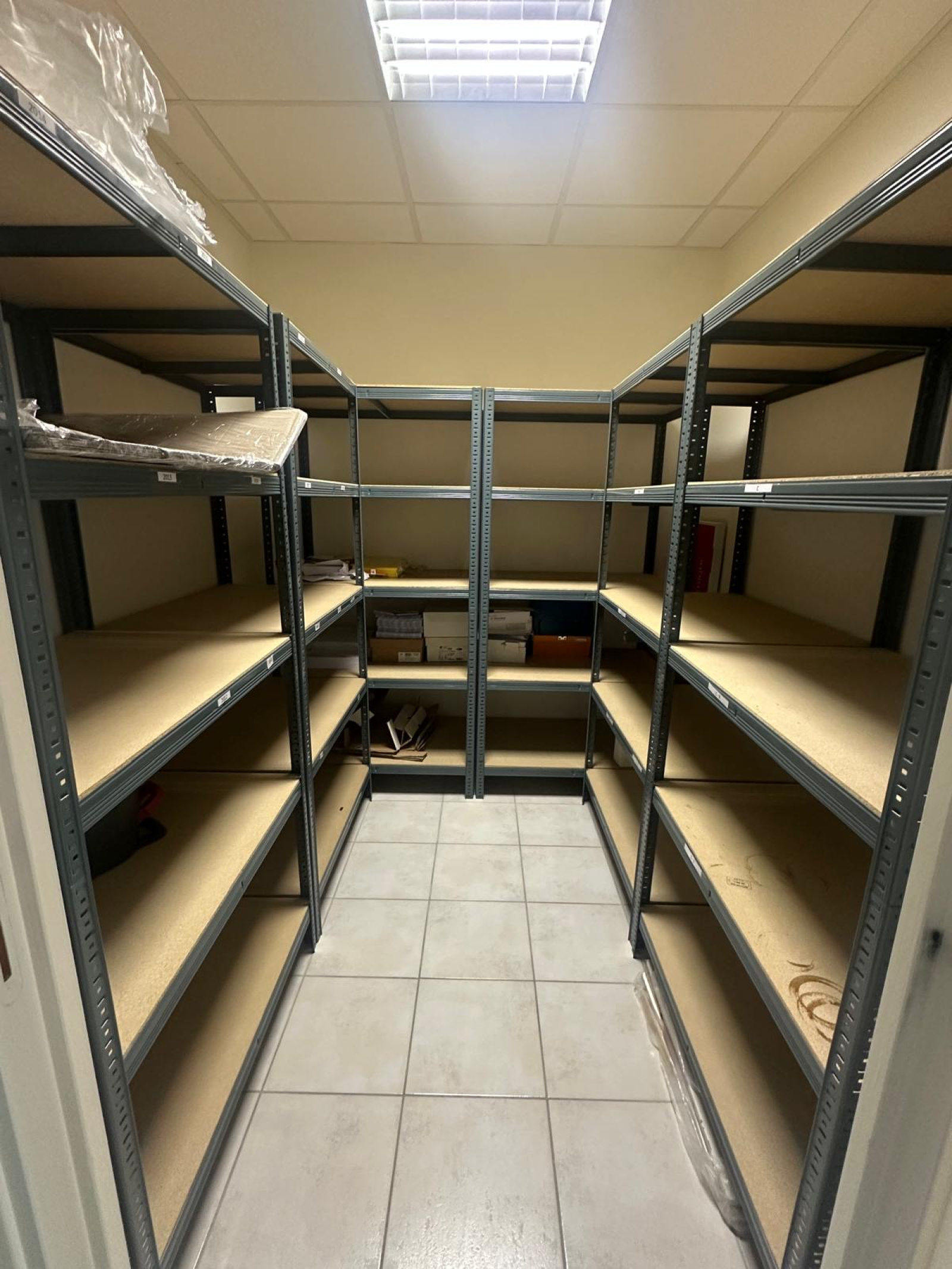 Image_10, Entrepôt, Sainte-Sigolène, ref :0309