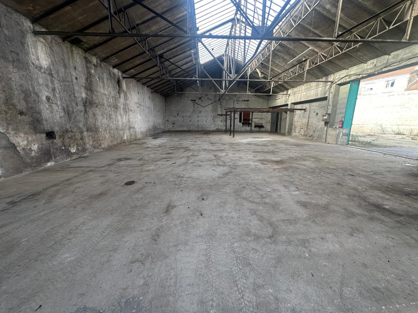 Image_6, Entrepôt, Sainte-Sigolène, ref :0335