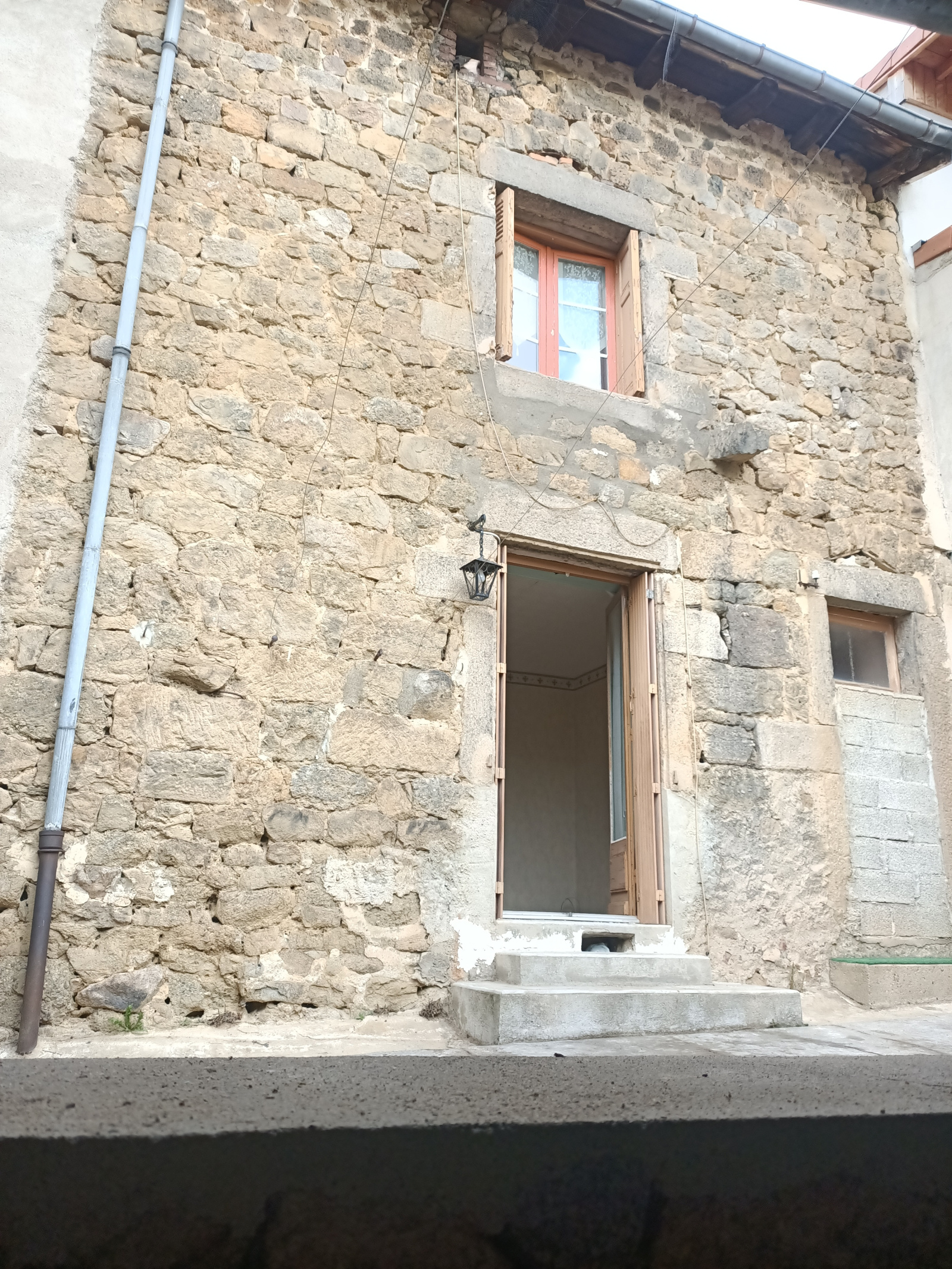 Image_3, Maison, Unieux, ref :682