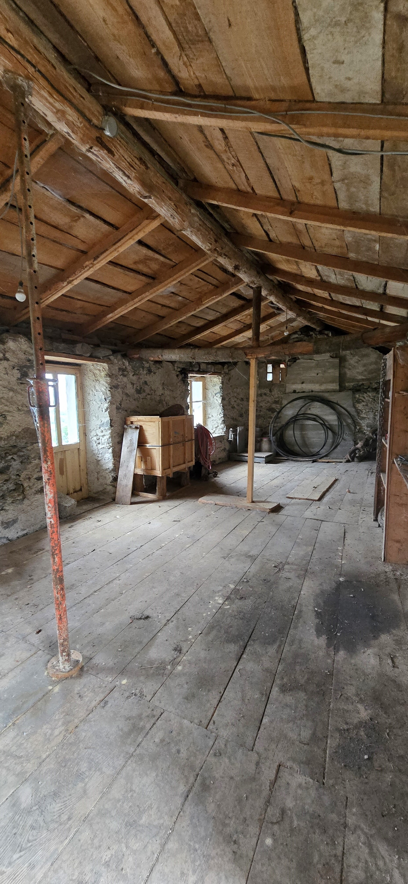 Image_21, Ferme, Saint-Julien-Chapteuil, ref :638
