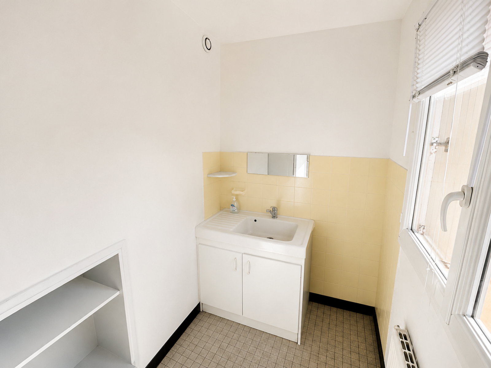 Image_4, Studio, Le Puy-en-Velay, ref :876